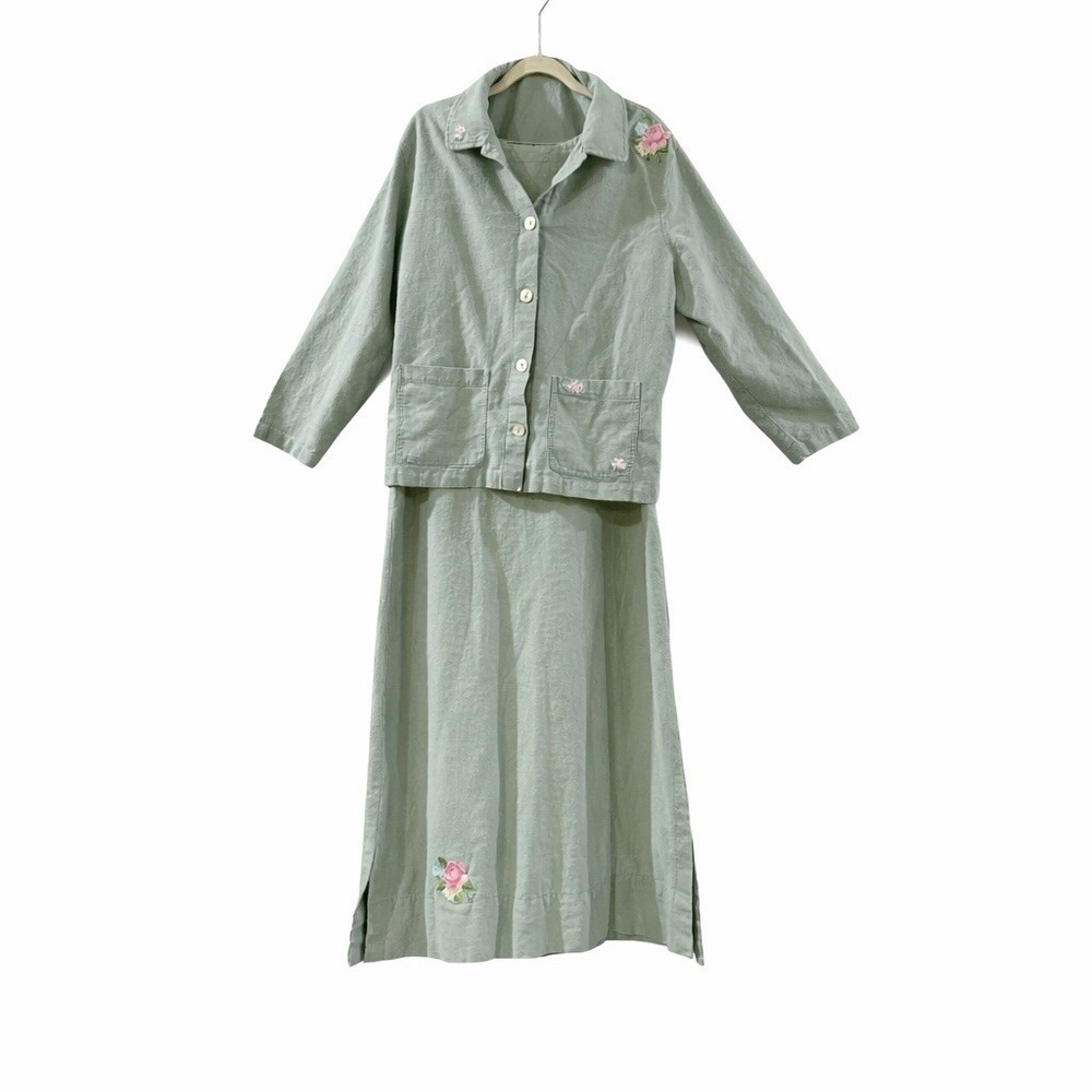 Vintage Y2K Linen Cotton Sage Green 2 Piece Set Embroidered Floral Cottagecore